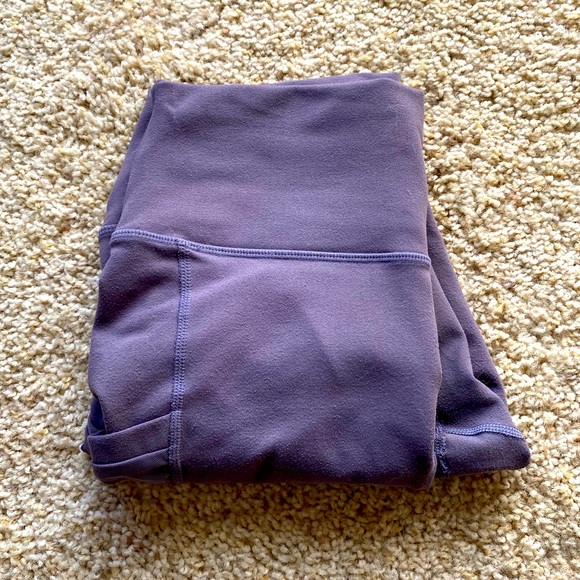 FABLETICS LEGGINGS🏃🏾‍♀️ - Picture 5 of 9